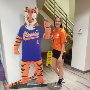 Meet your Posher, Summer